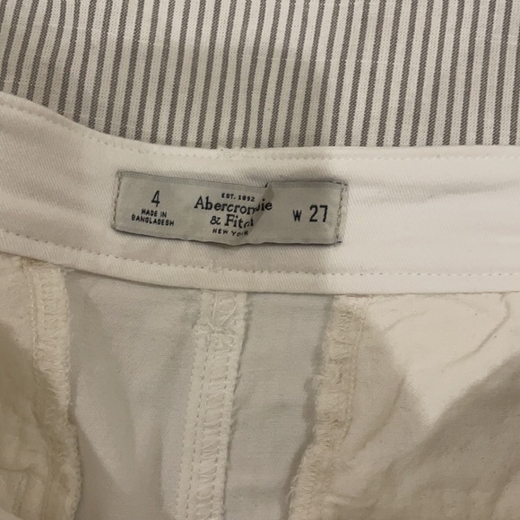 ABERCROMBIE & FITCH: white shorts x 2 - Picture 3 of 7